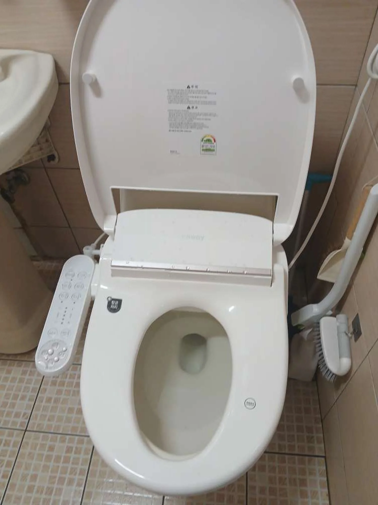코웨이 비데 설치 현장
