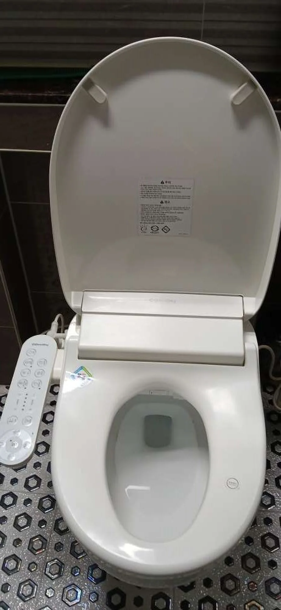 코웨이 비데 설치 현장